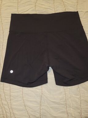 lululemon athletica Black High-Rise Bike Shorts 6"